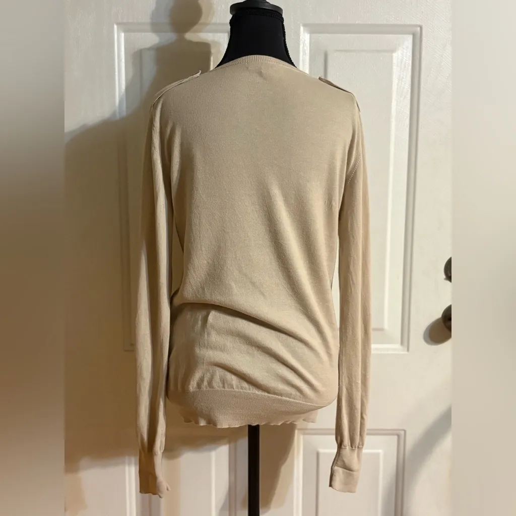 Burberry Classic Tan V-Neck Sweater size Medium - Image 5