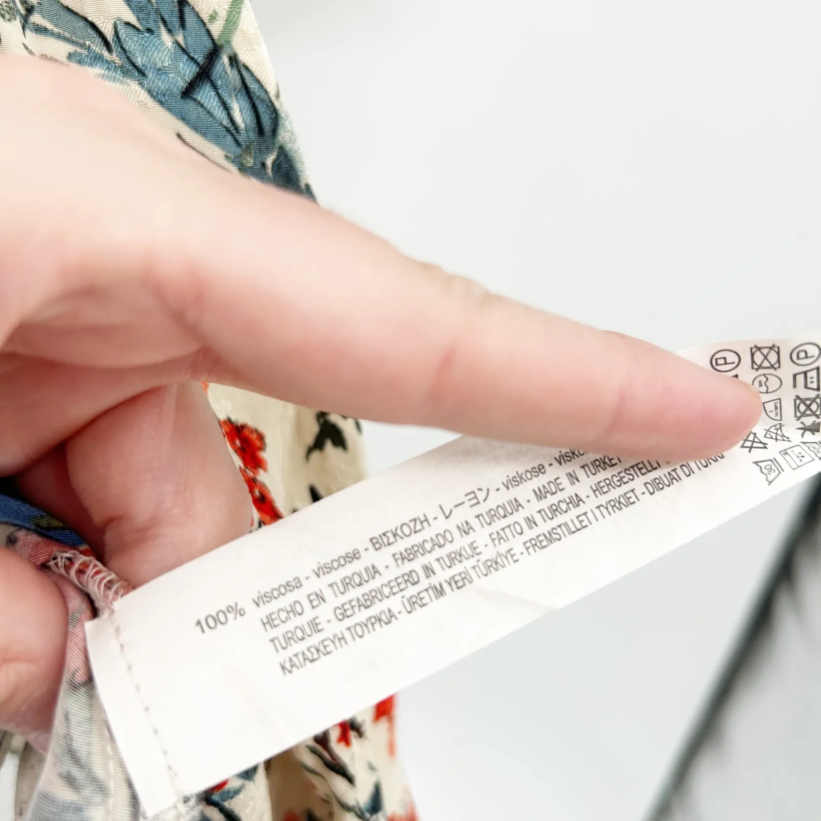 Zara Basic Womens Boho Floral Resortwear V Neck Cinched Waist Mini Dress Size M - Image 7