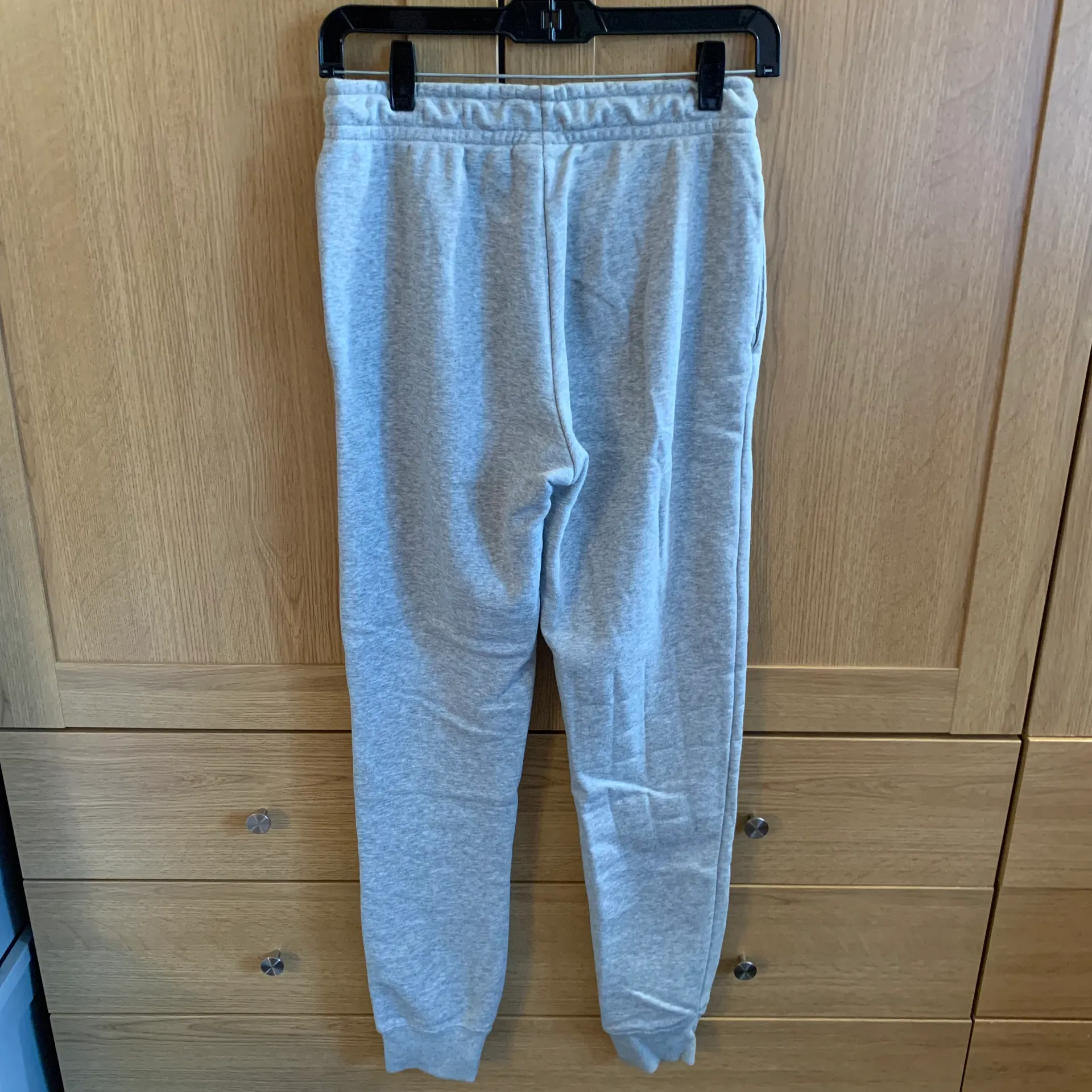 Nike Women’s  Grey Sweatpants - Image 4