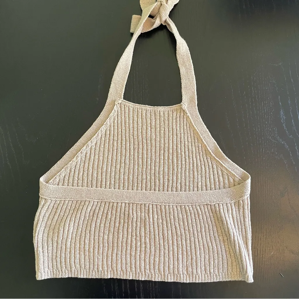 Cotton On Tan Ribbed Knit tan Halter Top With Tie Closure Size Medium boho chic - Image 4