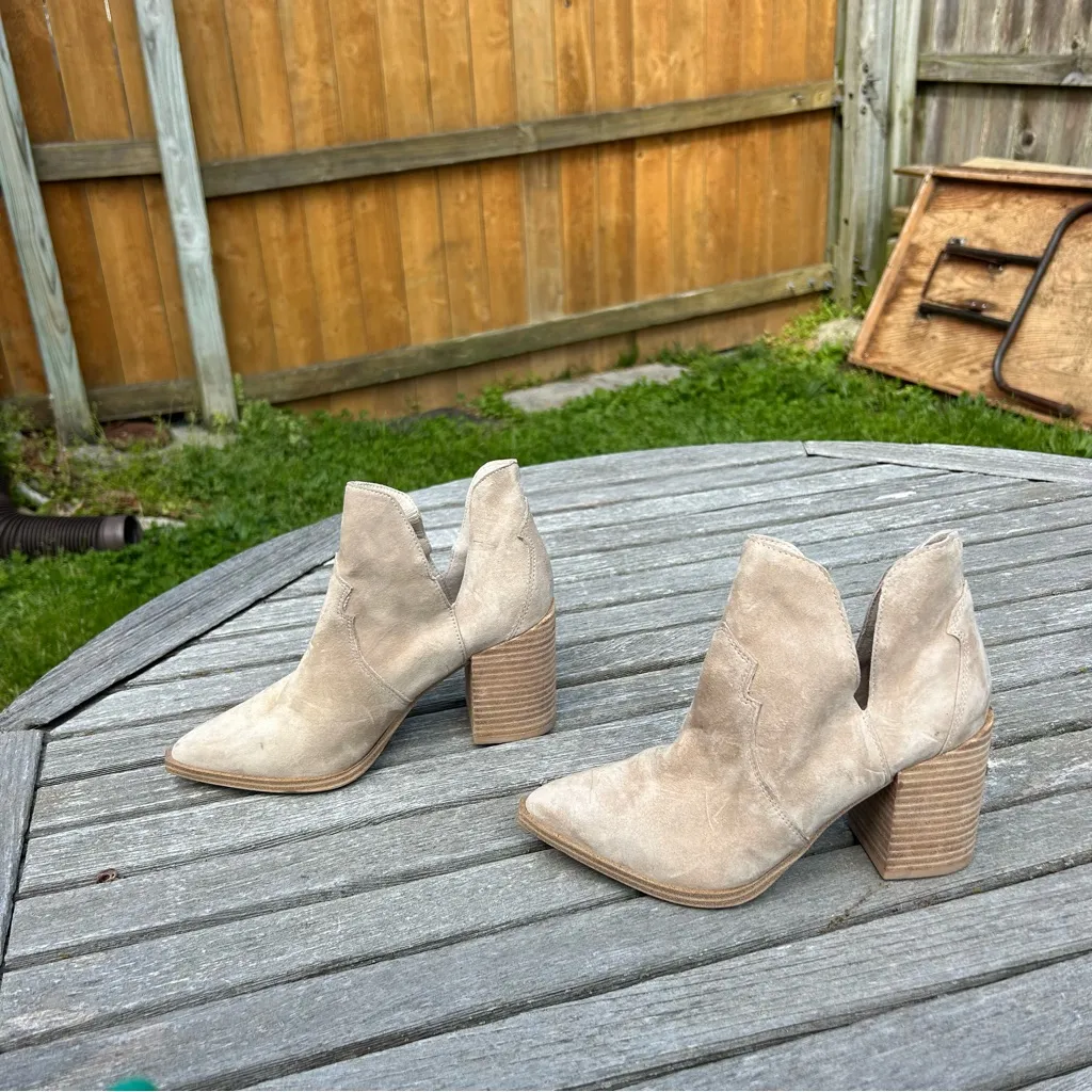 Steve Madden Chaya‎ Pointed Toe Bootie size 7 - Image 2