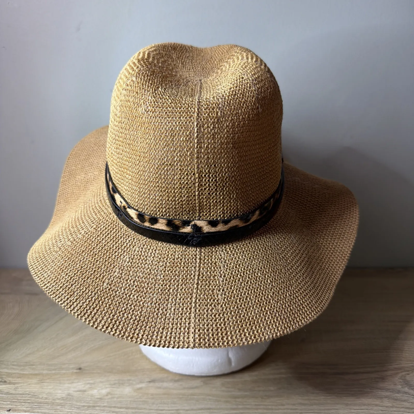 Vince Camuto Straw Fedora Hat Leopard Print Band Beach Resort Vacation Glam Chic - Image 3