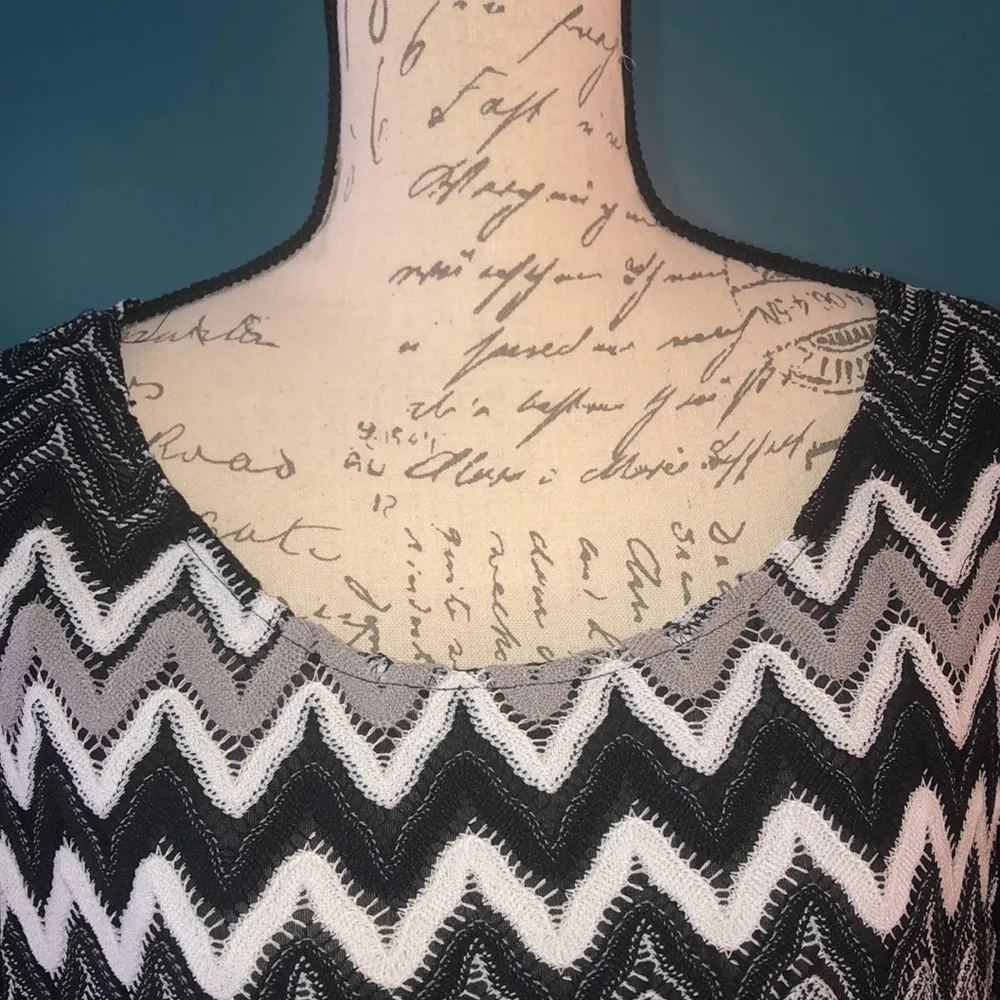 🎉4 for $20 Rod & Ali Crochet Blouse, 2XL - Image 3