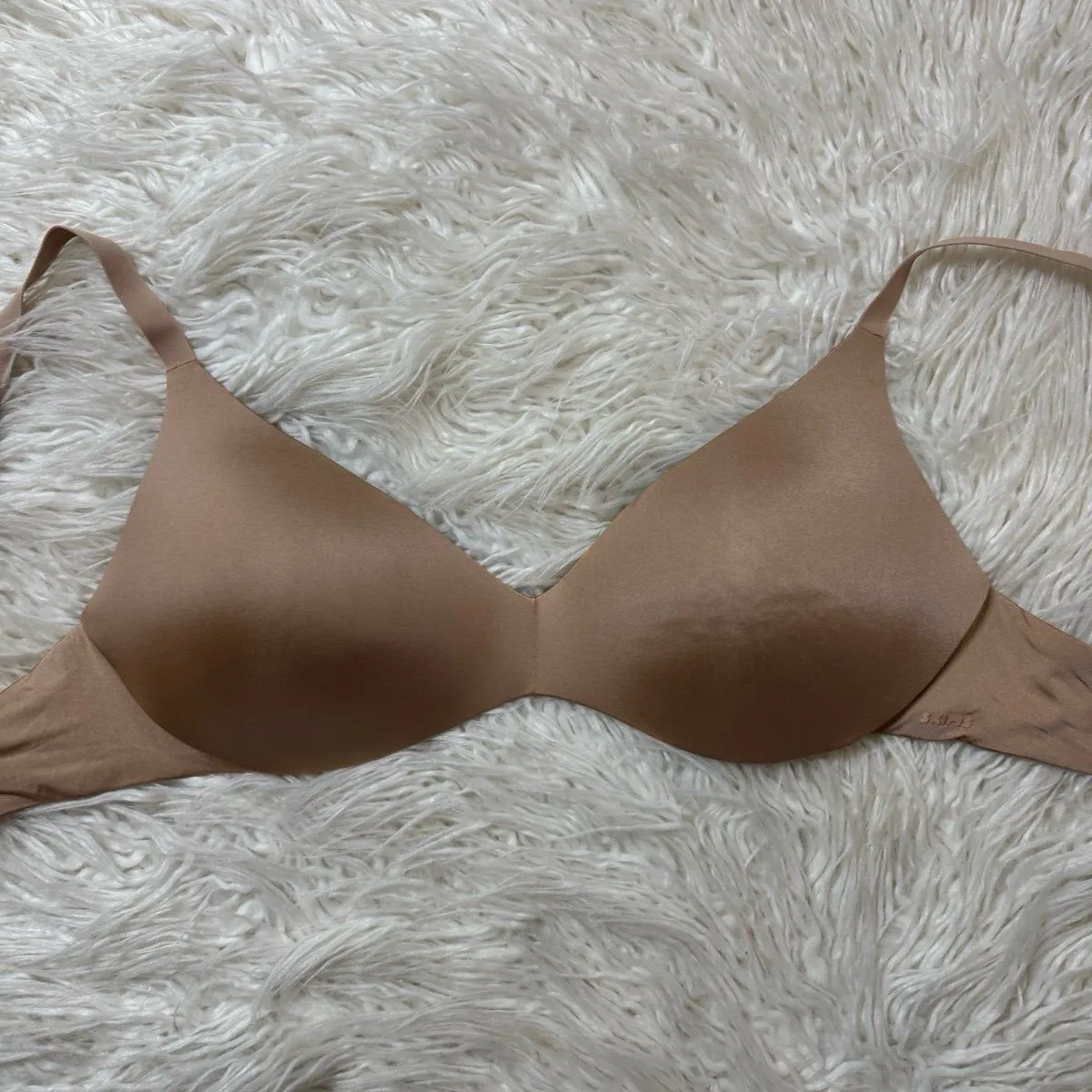 SKIMS  Wireless Form Pushup Plunge Bra Clay Size 34DD - Image 4