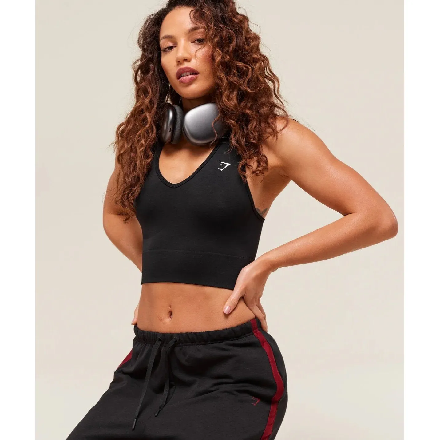 Gymshark Everyday Seamless Crop Tank Black Size Medium - Image 9