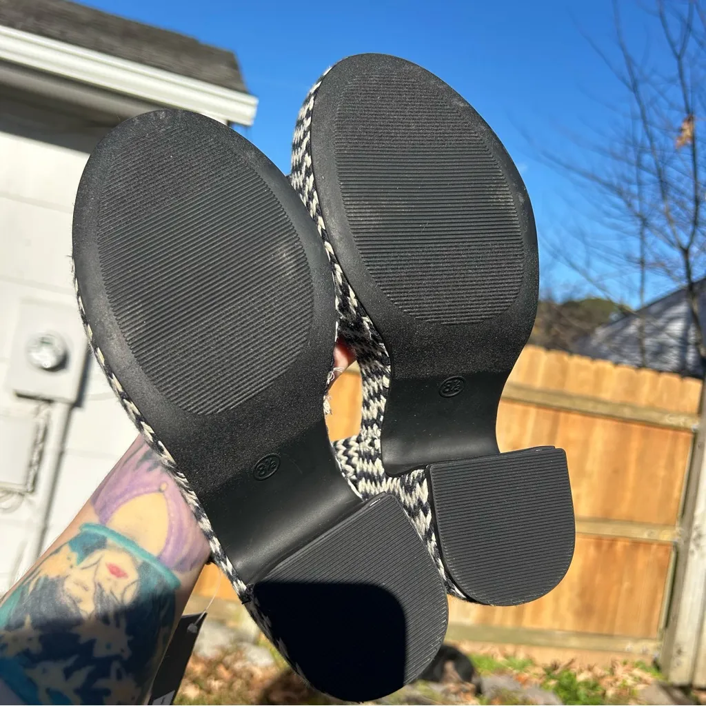 Women's Madeline Woven Platform Sandal universal thread size 8.5 whimsy summer - Image 8