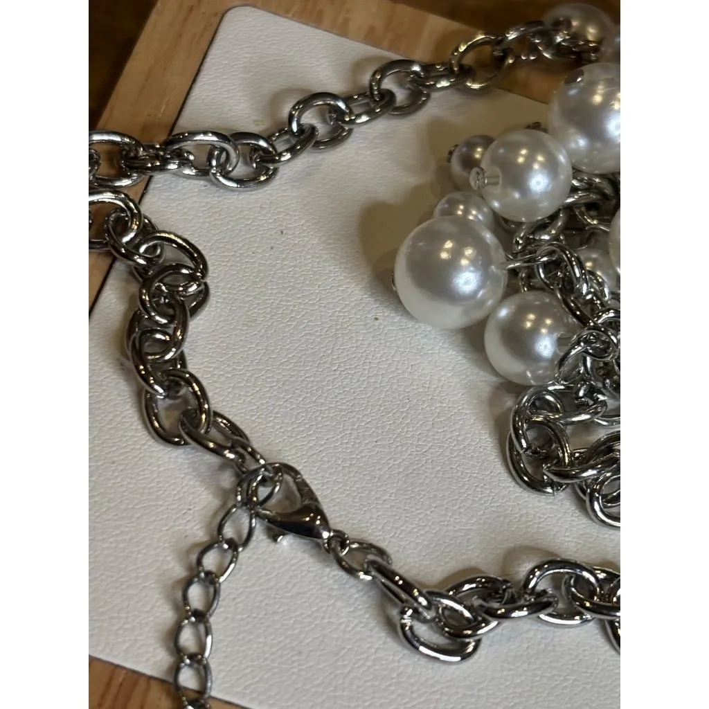 Silver Chain Necklace With Faux Pearl Cluster Design White - Image 6