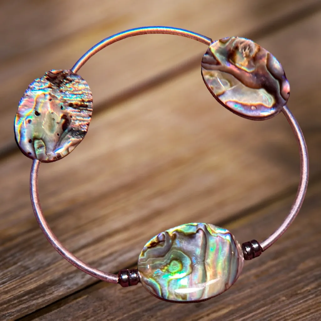 82. Handmade in Maui Paua Abalone & Hematite Stretch Silver Bracelet - Image 5