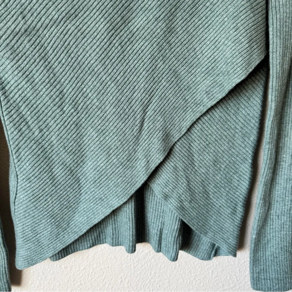 Babaton Green Ribbed Knit Sweater Womens S Cross Over Back Casual Fall Classic - Image 9