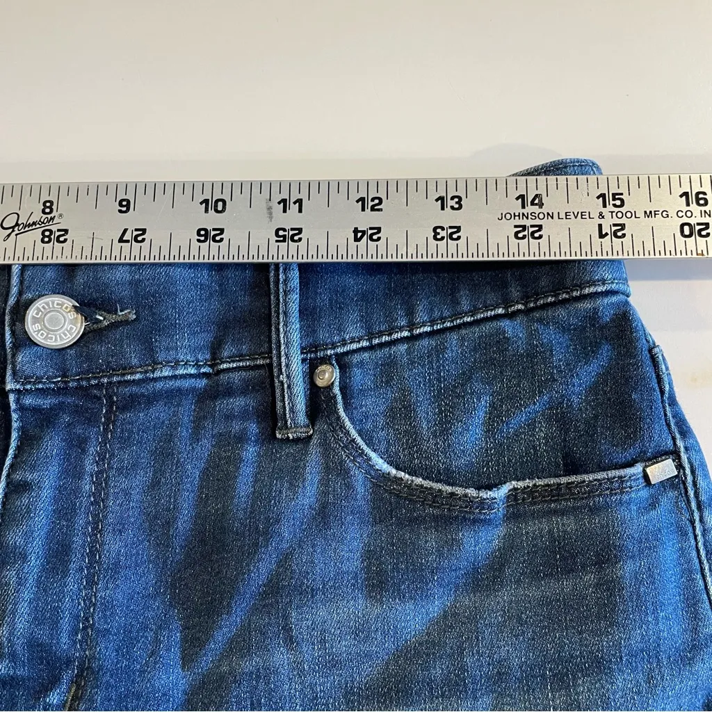 Chico’s Mid Rise Denim Blue Jean Stretch Waist Distressed Skinny Women Sz 0R=4R - Image 9