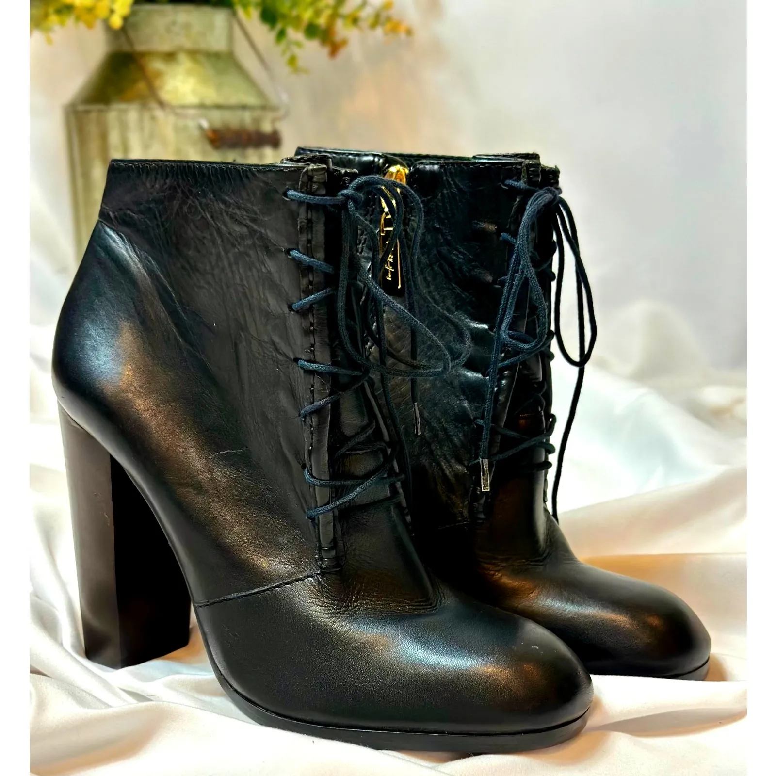 Elizabeth & James E-Chaps Black Leather Lace Booties Black 8.5 - Image 4