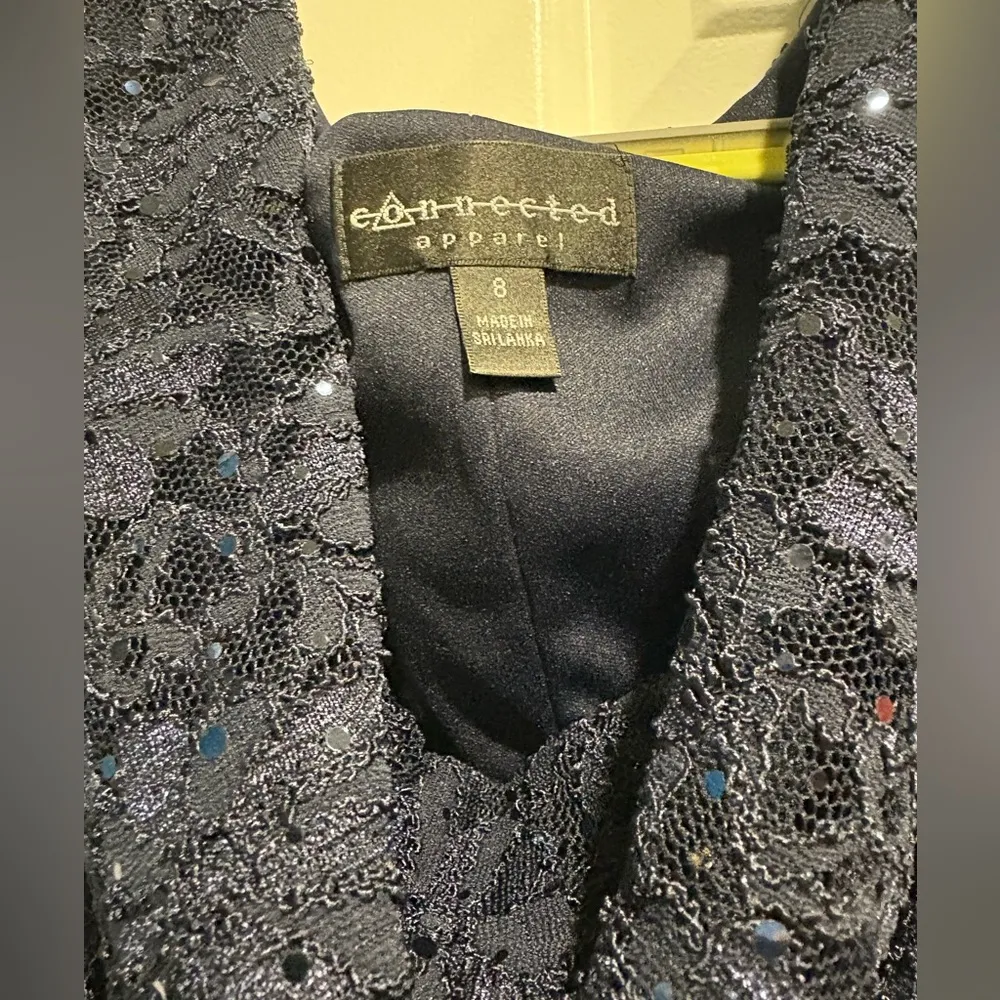 Connected formal long dress sz 8 dark blue lace sparkles sleeveless - Image 2