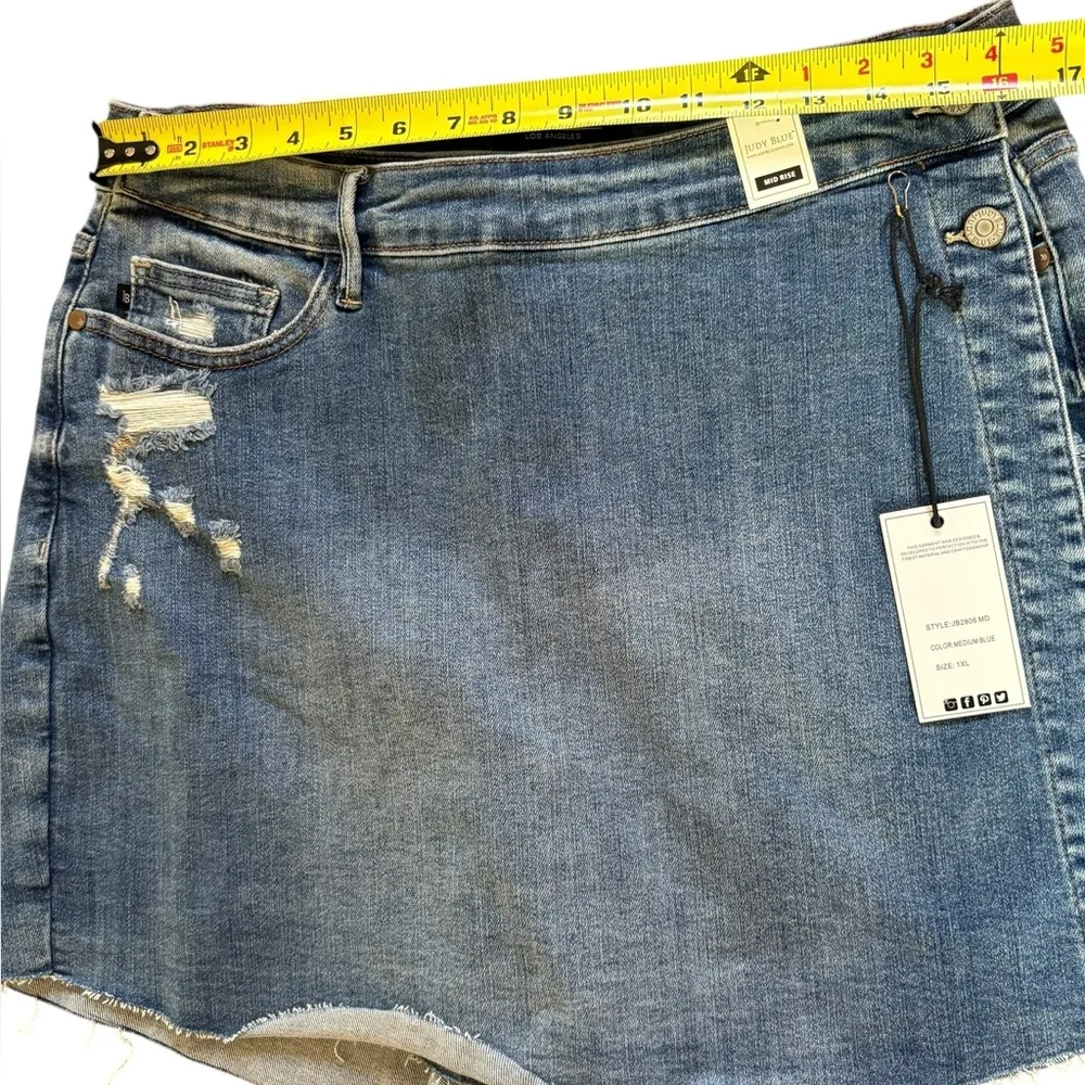 Judy Blue Sally Mid Rise Skort Distressed Denim Womens Size 1XL NEW With Tags - Image 7
