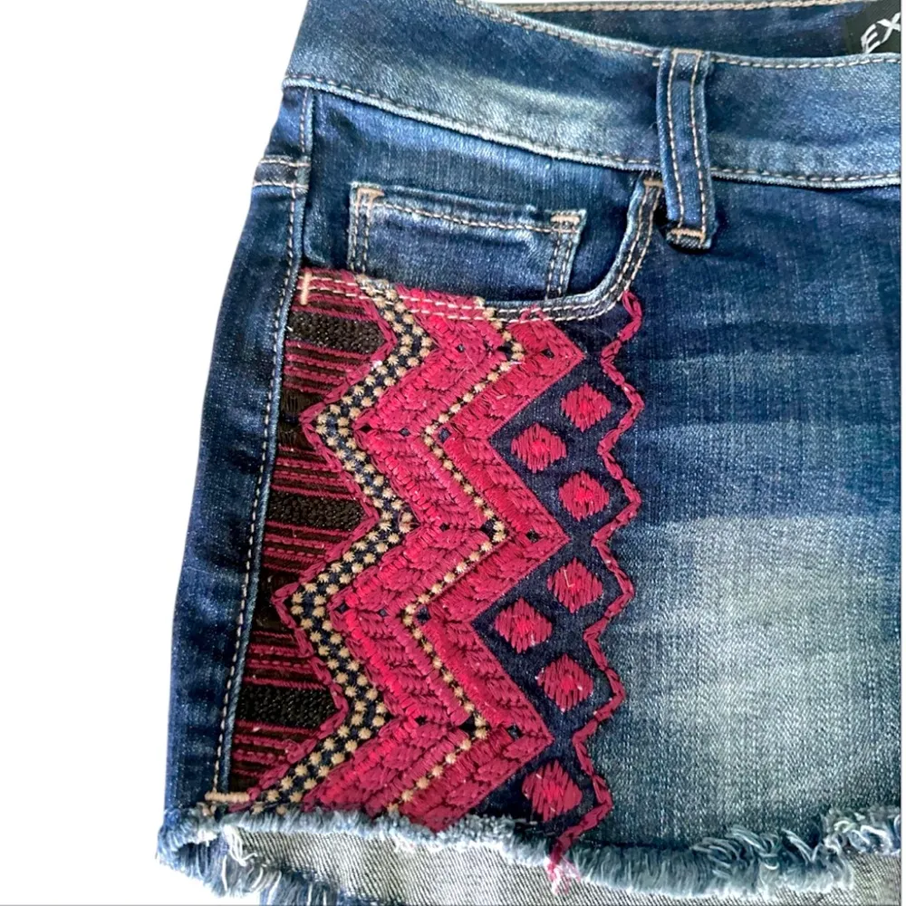 Express Blue and Red Embroidered Jean Shorts with Chevron Design - Image 3