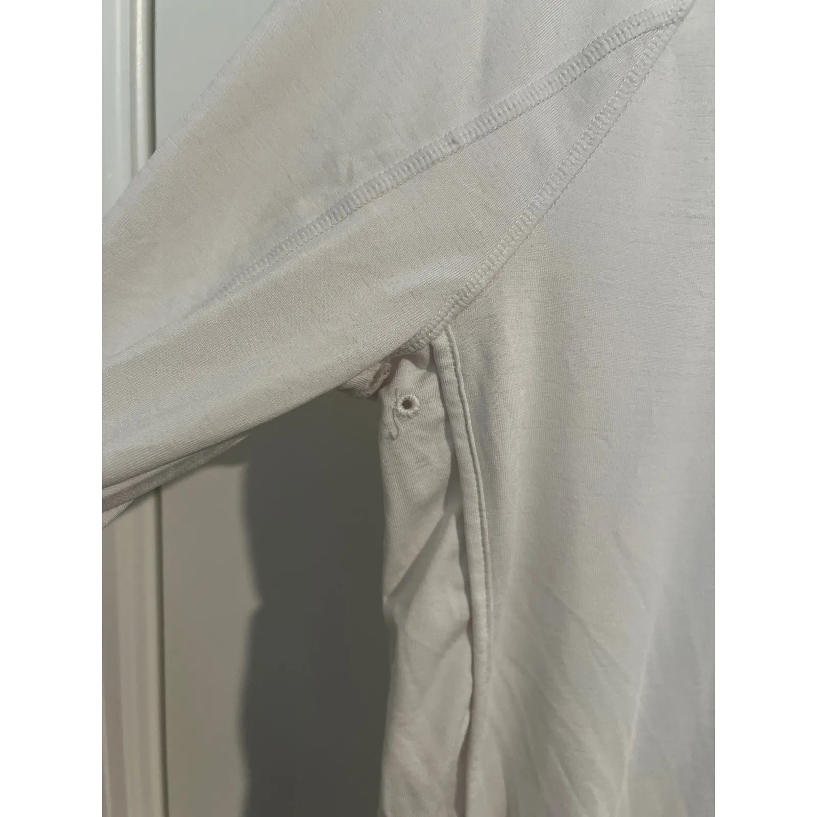 Athleta Women’s White Performance Zip-Up Jacket with Hood – Size Medium - Image 5