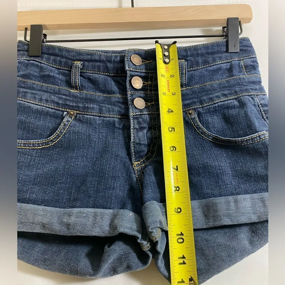 Xhilaration tm jean short size 2 - Image 4