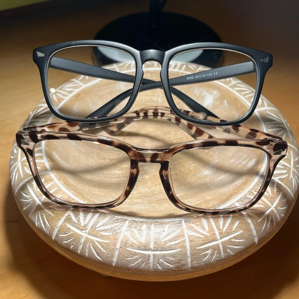 Livho 2 Pack Blue Light Blocking Glasses - Image 5