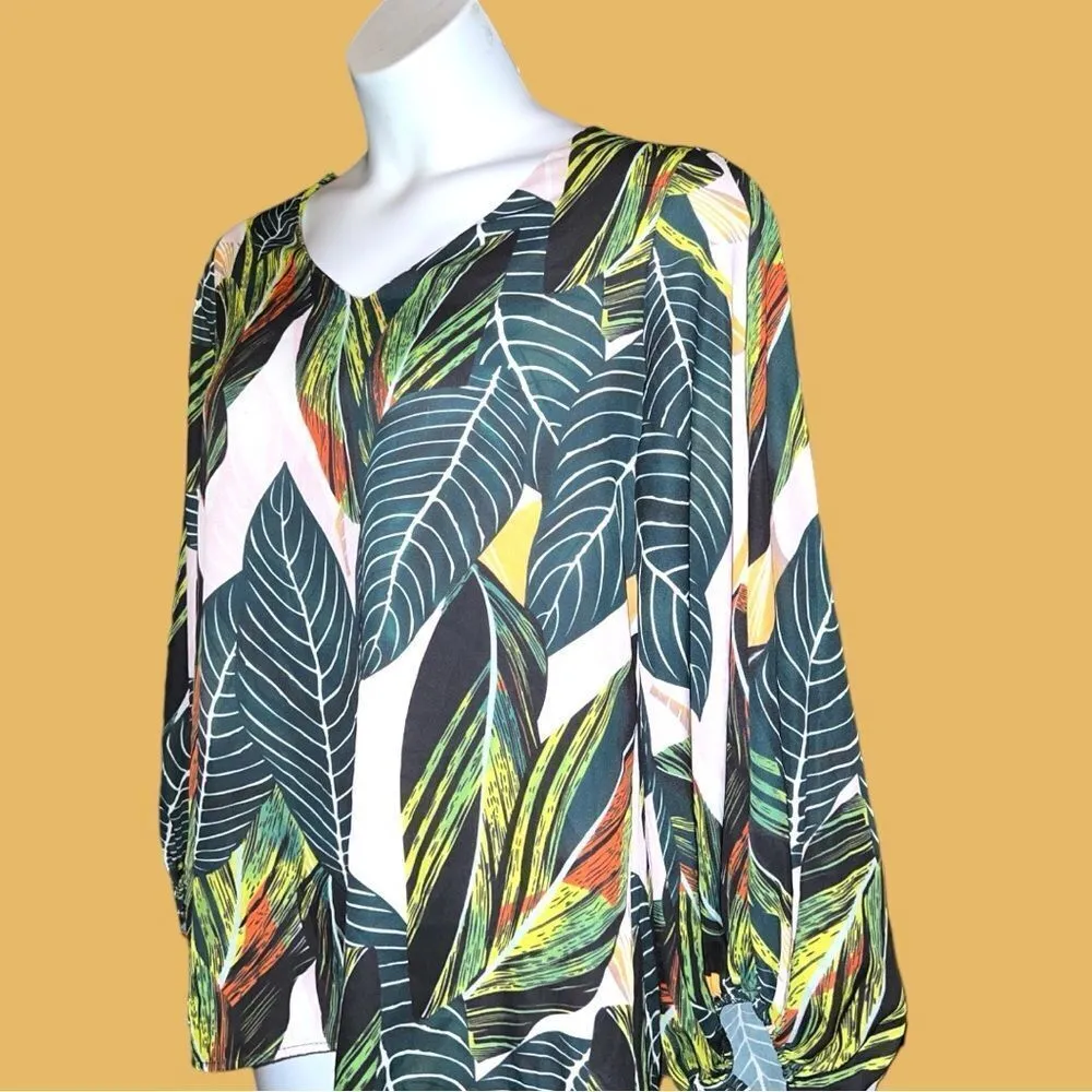 Cute slip over blouse with puffy sleeves, vneck. Green Size L - Image 7