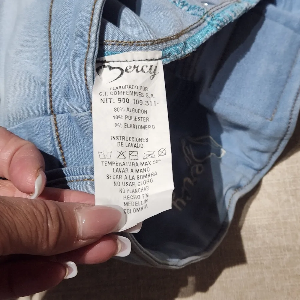 MERCY Light Blue Authentic Skinny Colombian Butt Lift Jeans Size 7 Juniors - Image 5