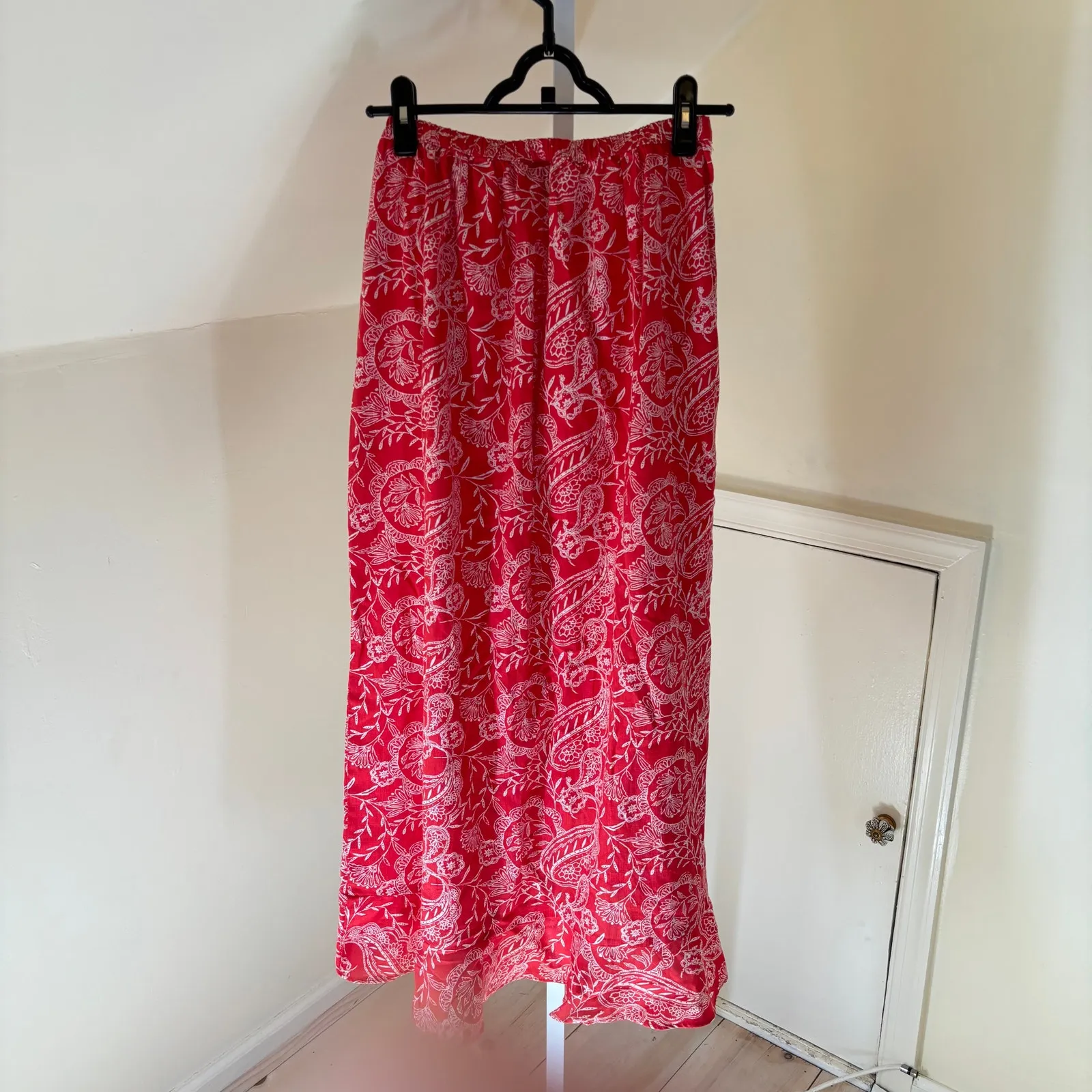 Universal Thread NWOT Women's Ruffle Maxi Wrap Skirt Red Size S - Image 4