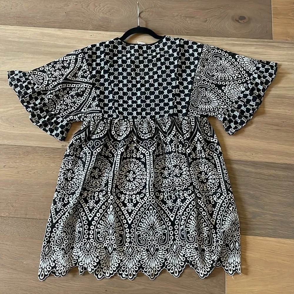 Anthropologie Brooke Eyelet Swing Dress by Akemi + Kin Black Embroidered SZ 0 - Image 12
