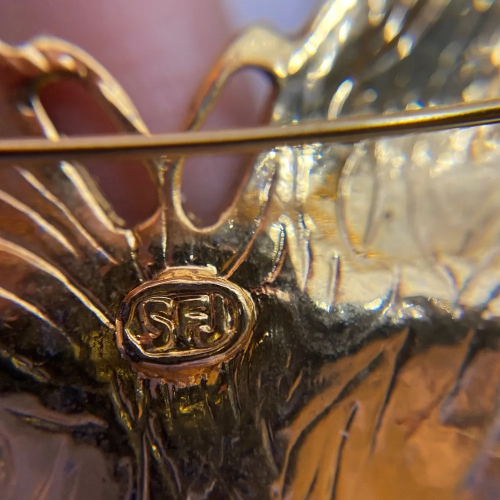 VINTAGE Butterfly TEAL WITH CRYSTALS SIGNED "SFJ" Pin Brooch GOLD TONE Blue - Image 5