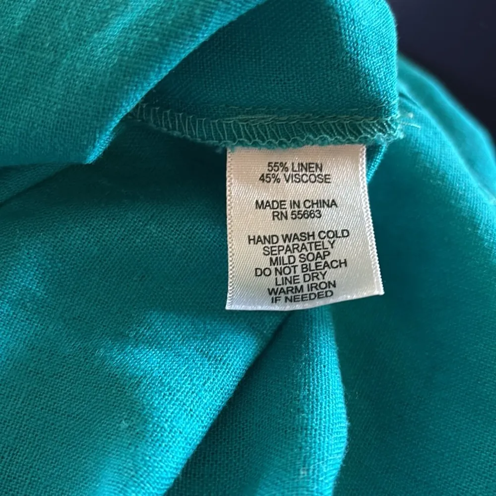Tahari Linen Blend Tunic Top Blouse Sz L Hi Lo Gem LS Teal Button Up Lagenlook - Image 7