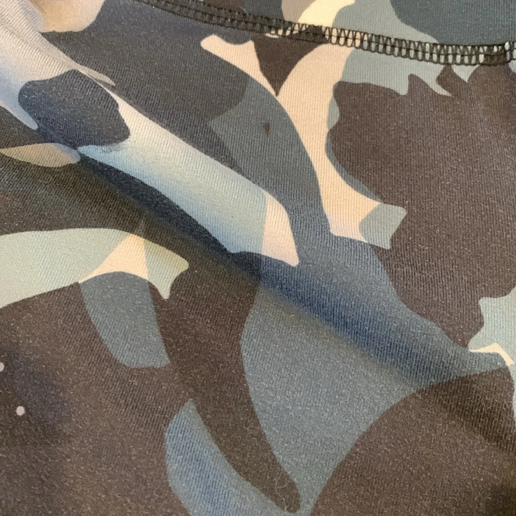 Old Navy Elevate Cropped Leggings Blue Patterned ~ Women’s XL (see description) - Image 5