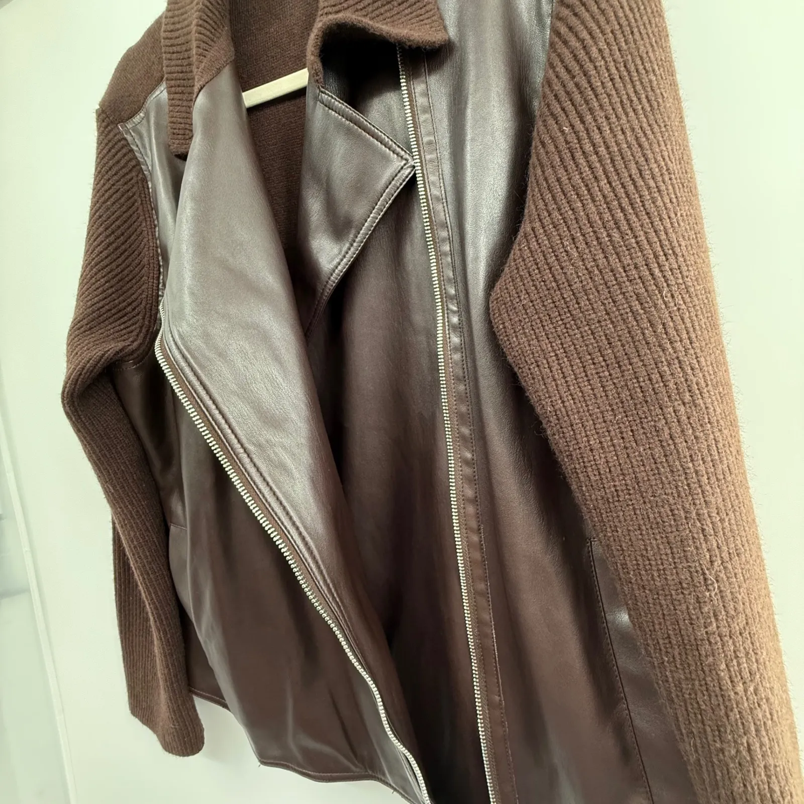 Ann Taylor XL Brown Faux Leather Knit Moto Jacket Mixed Media Zip Front Chic - Image 4