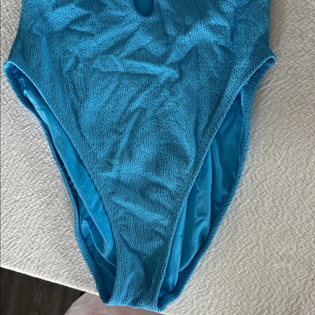 VIX Firenze Lori One Piece, Size medium, $248 Blue - Image 9