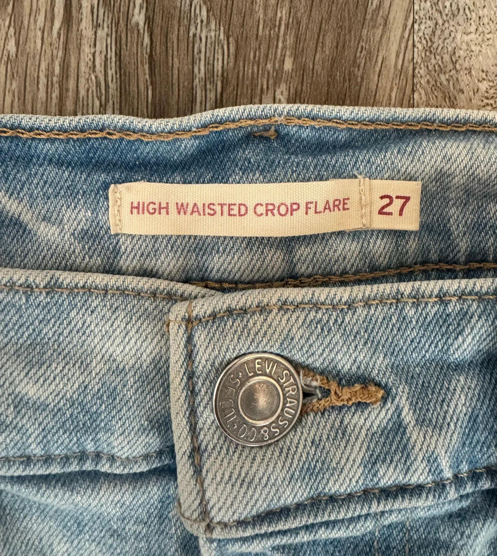 Levi's Levi’s High Waisted Crop Flares - Image 3