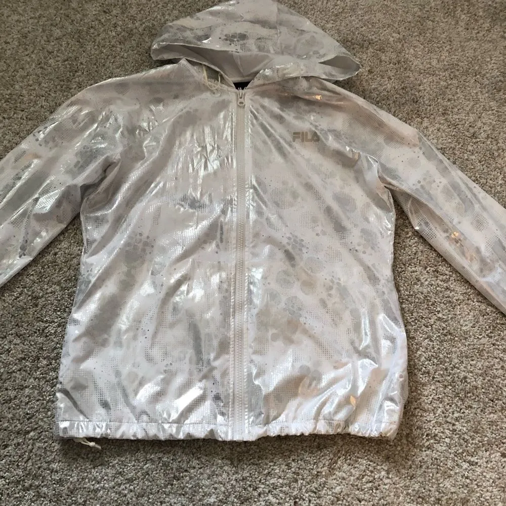 light weight sports active wear windbreak jacket with hoodie, size small - Image 3