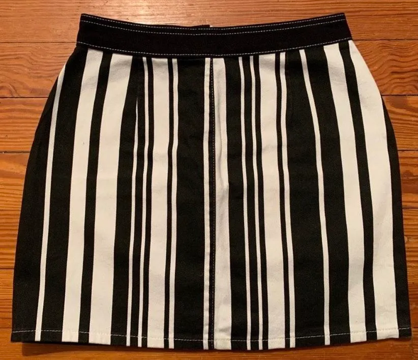 Urban Outfitters Skirt - Image 2