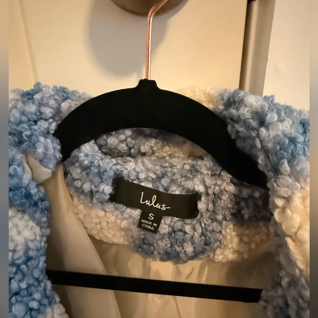 Blue and White Lulus Coat - Image 4