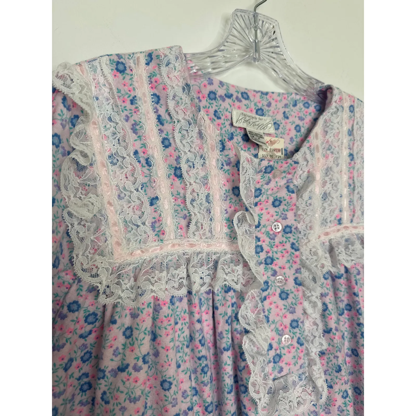 NWT Vintage exclusively for Lord & Taylor Floral Cotton Lace ribbon Nightgown M Blue Size M - Image 9