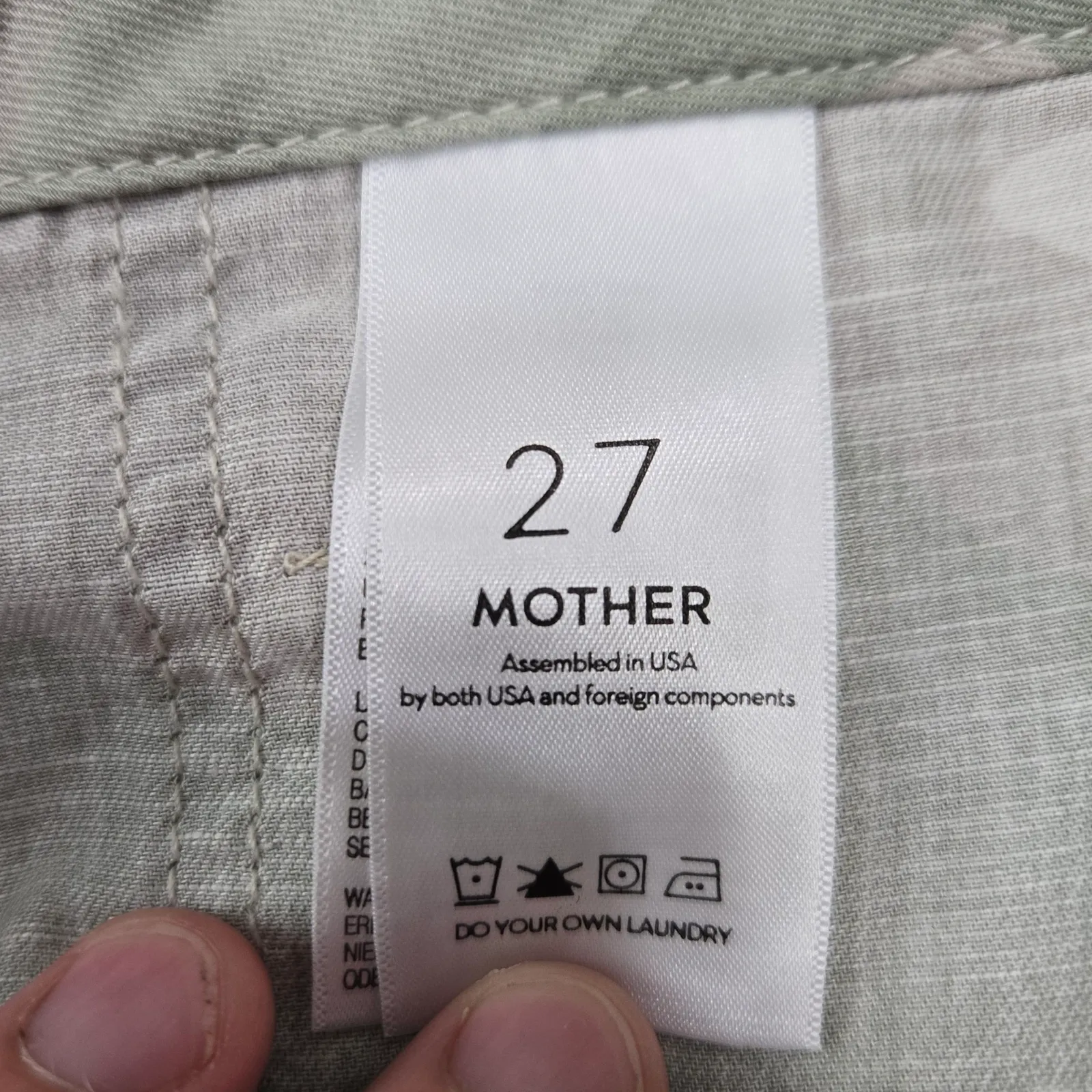 Mother Shaker Chop Crop Fray Pants Green Camo Print Linen Blend Pants Size 27 - Image 6