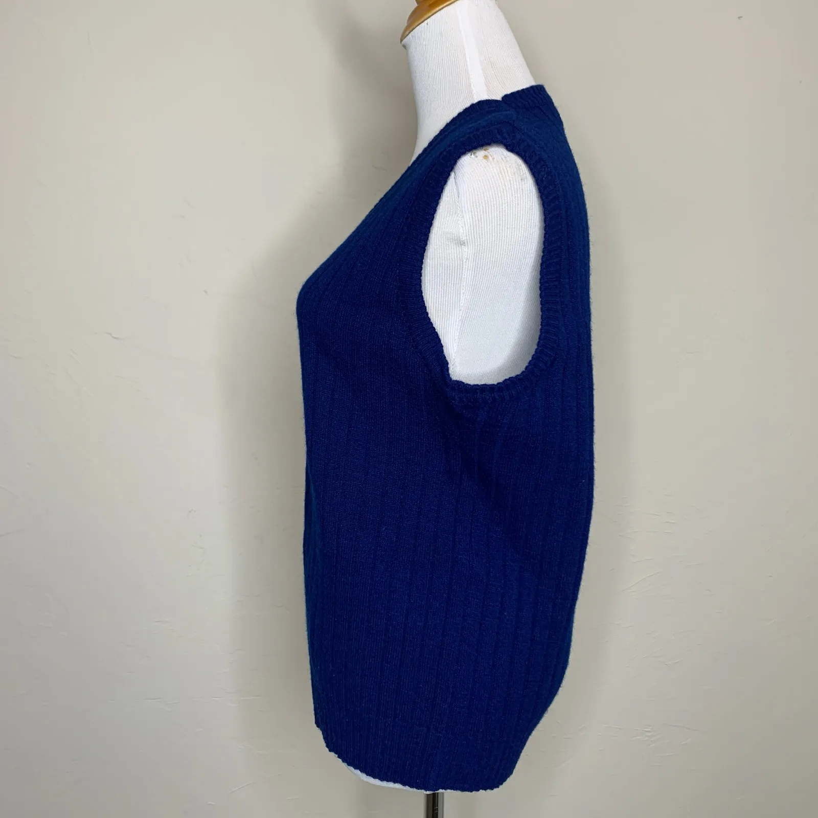 Vintage Wintuk Acrylic Sweater Blue Vest Sz XL - Image 3