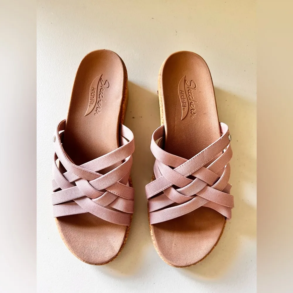 Skechers Arch Fit Bevelee Mauve Sandals Flip Flops Size 11 EUC - Image 2