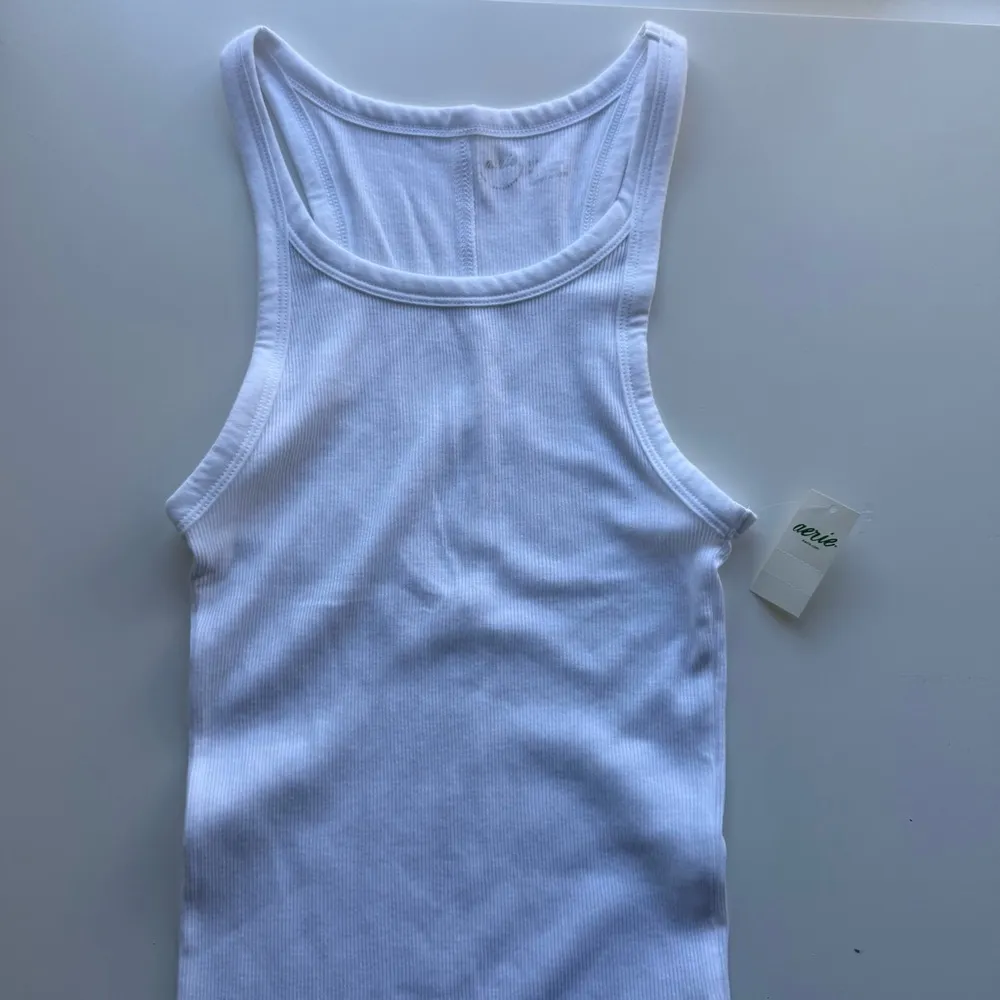 Aerie No BS Tank Top Size Small - Image 4