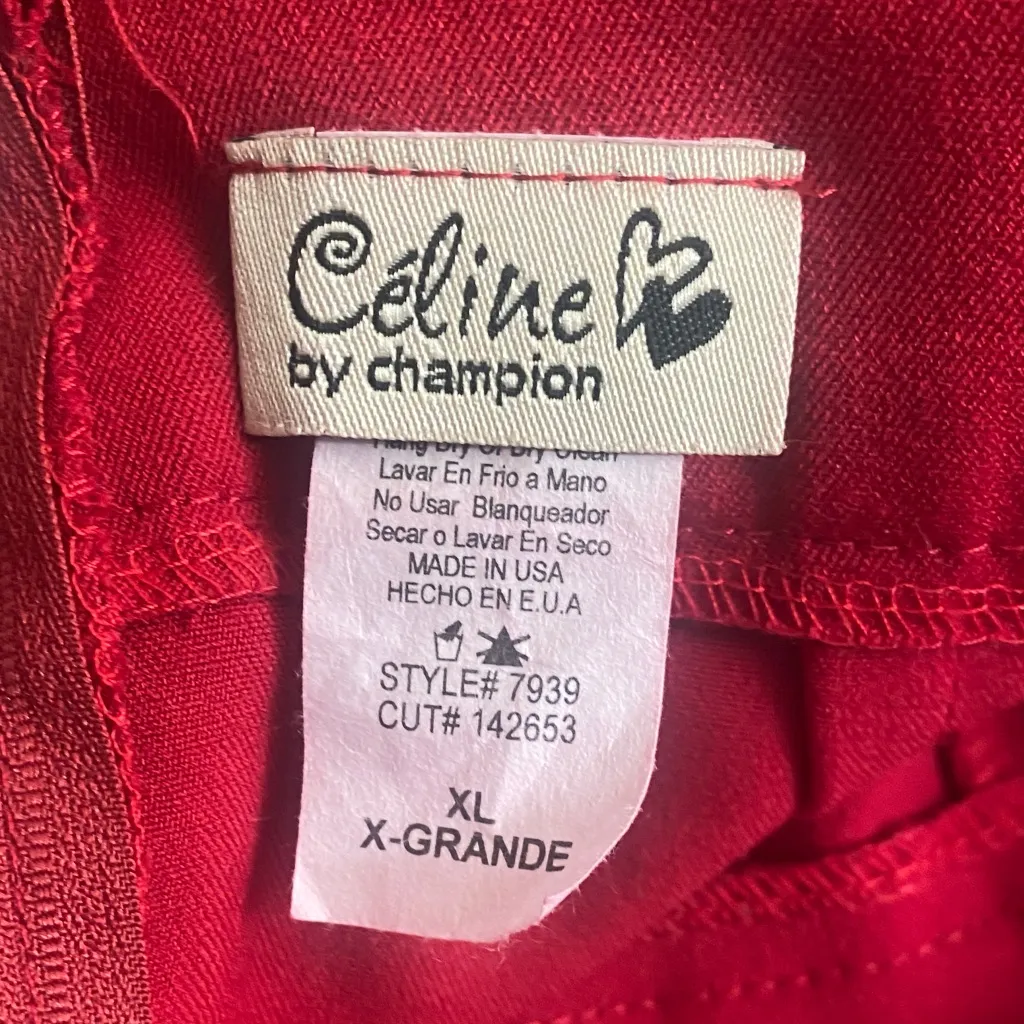 Celine Elegant Red Button-Detail Skirt size XL - Image 5