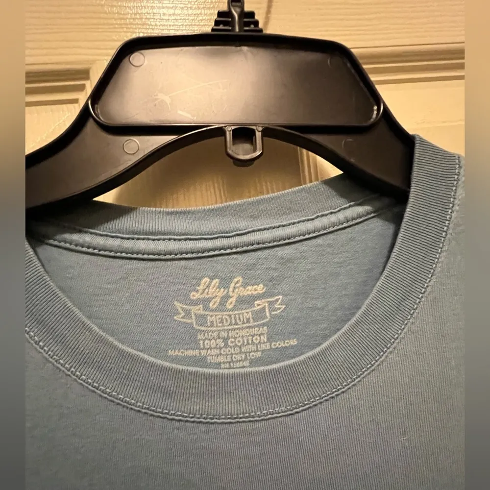 Lily Grace Tshirt. Size Medium. - Image 3