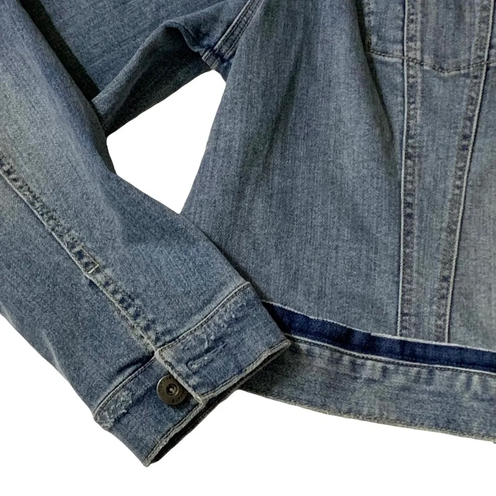 Torrid Denim Jean Jacket Medium Wash Blue Stretch Trucker Slightly Distressed - Image 10