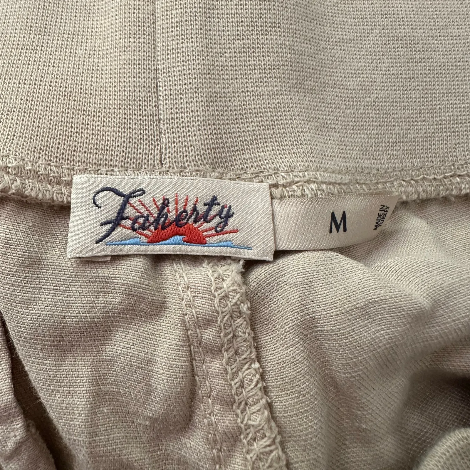 Faherty beige casual pull-on pants size M - Image 5