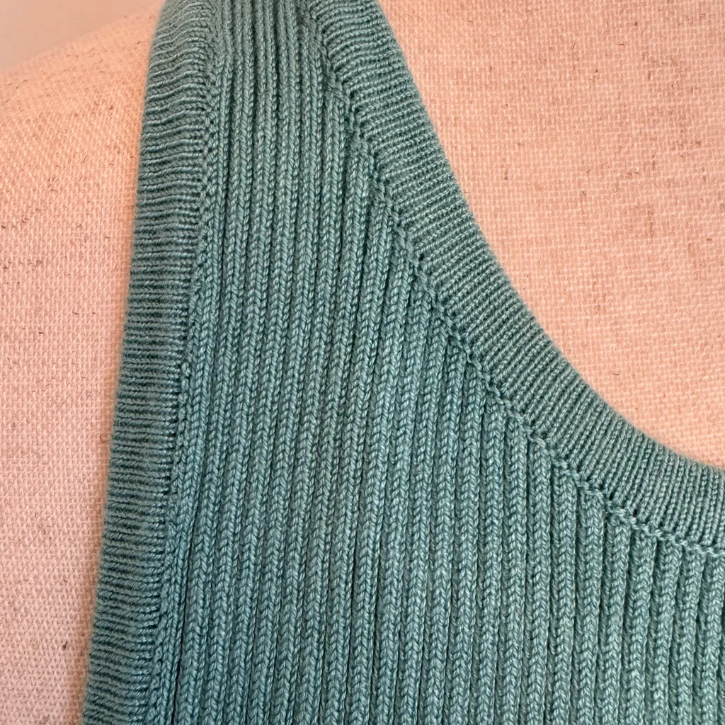 House of Harlow 1960 Green Fitted Tank Top Size M - Image 2