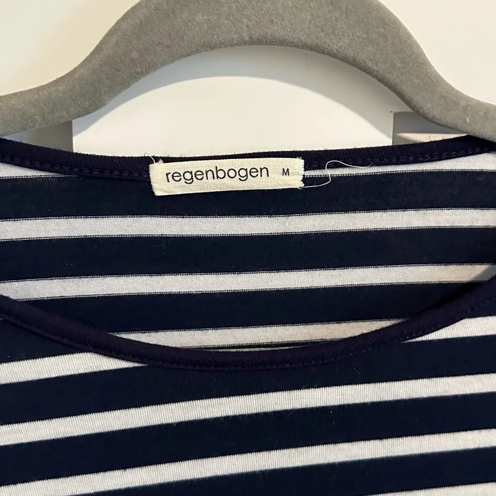 Regenbogen blue and white striped long sleeved bell sleeved top shirt EUC SIZE M Size M - Image 5