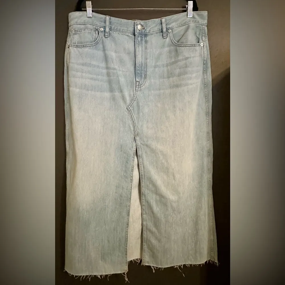 NWT Madewell The Rilee Denim Midi Skirt - Size 33 - Fitzgerald Wash (Light Blue) - Image 3