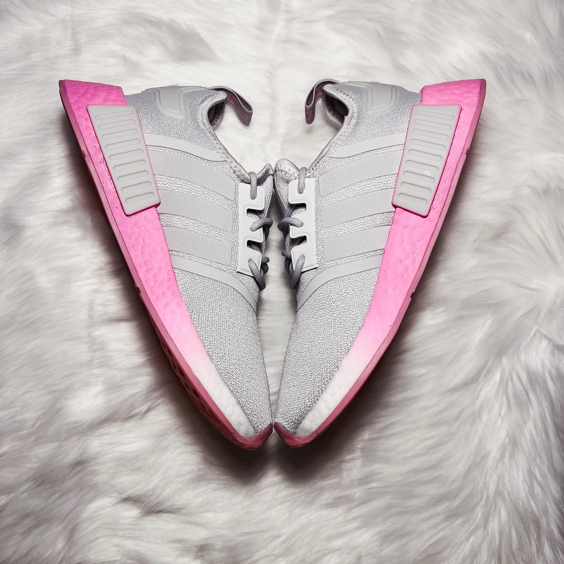 Adidas Women's NMD R1 Shoes - Image 4