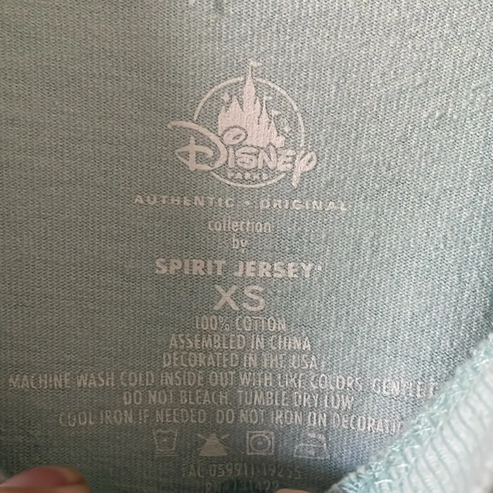 Disneyland Rare Spirit Jersey Arendelle Aqua Silver Sparkle Frozen Size XS - Image 5
