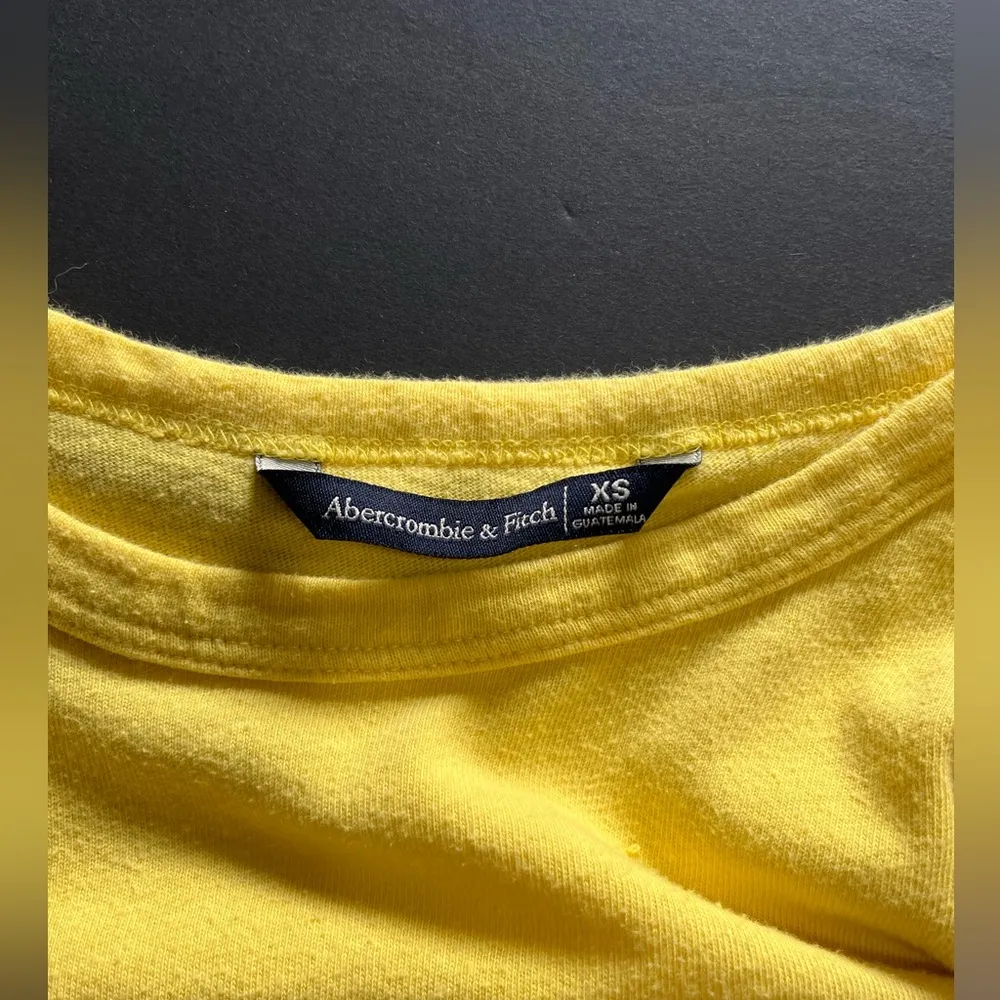 ABERCROMBIE & FITCH Vintage Yellow Colorblock Long Sleeve Top Women’s Sz XS EUC - Image 4