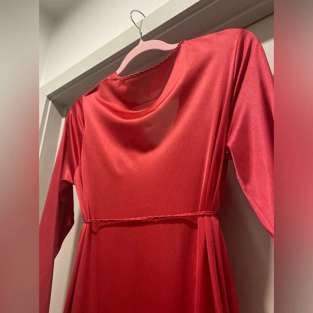 VTG Gilead 70s Fuchsia Hot Pink Deep V - Image 10